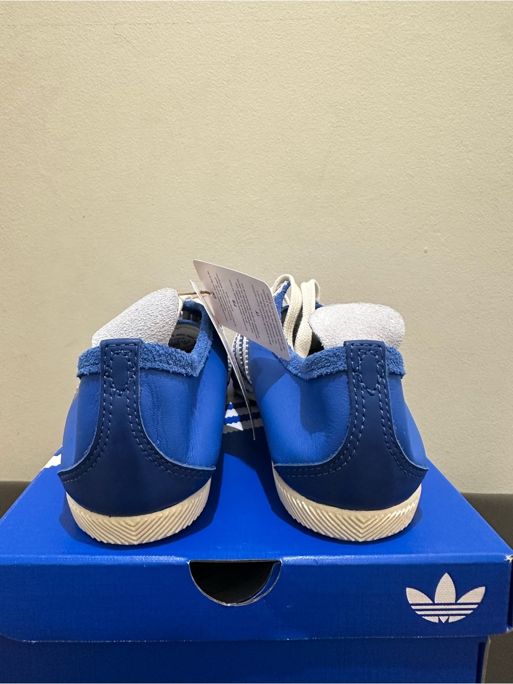 NIB Womens Adidas Originals Country Japan Sneakers JS3773 Bright Royal / Cloud W - Picture 7 of 8